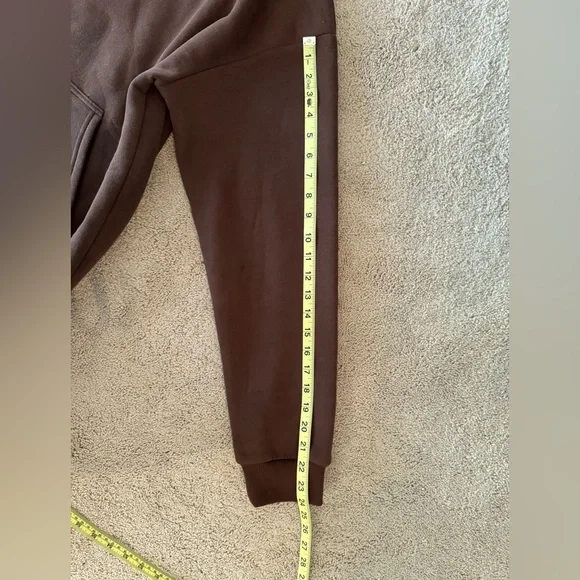 Comfrt Brown Hoodie and Sweatpants Set - size M - Picture 14 of 16